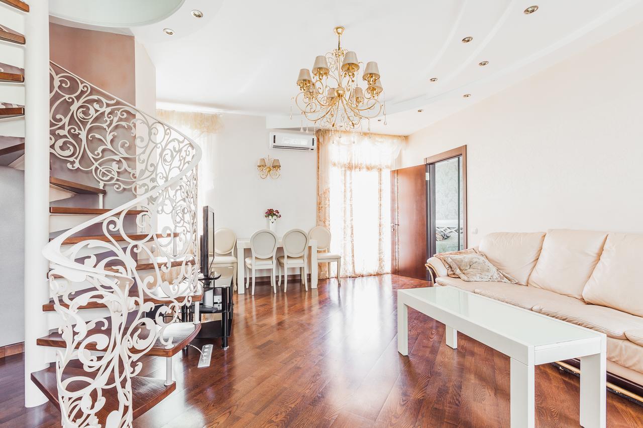 Two-Level Apartment Одесса Экстерьер фото