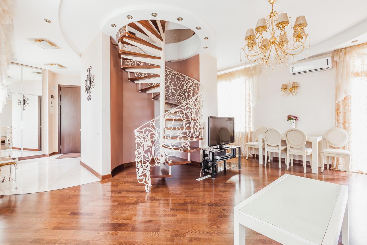 Two-Level Apartment Одесса Экстерьер фото